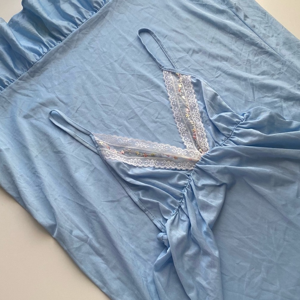 VINTAGE NIGHTGOWN